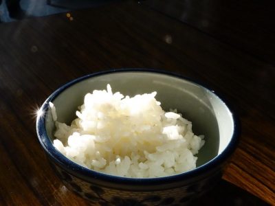 Hay muchas recetas para hacer con arroz en internet