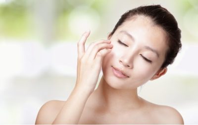 Cómo hacer una limpieza facial coreana